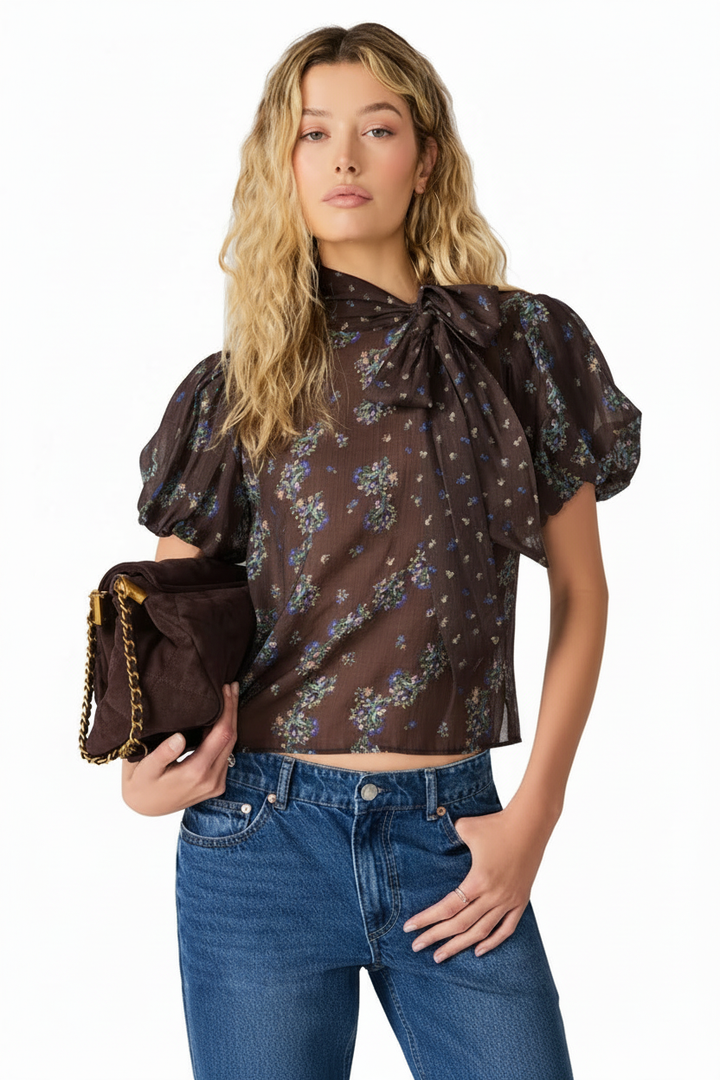 Blouse covering all belly skin