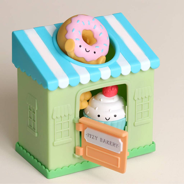 ITZ* Itzy Play Bakery™