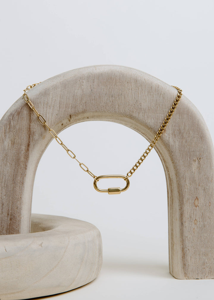 Valentina Necklace: Gold