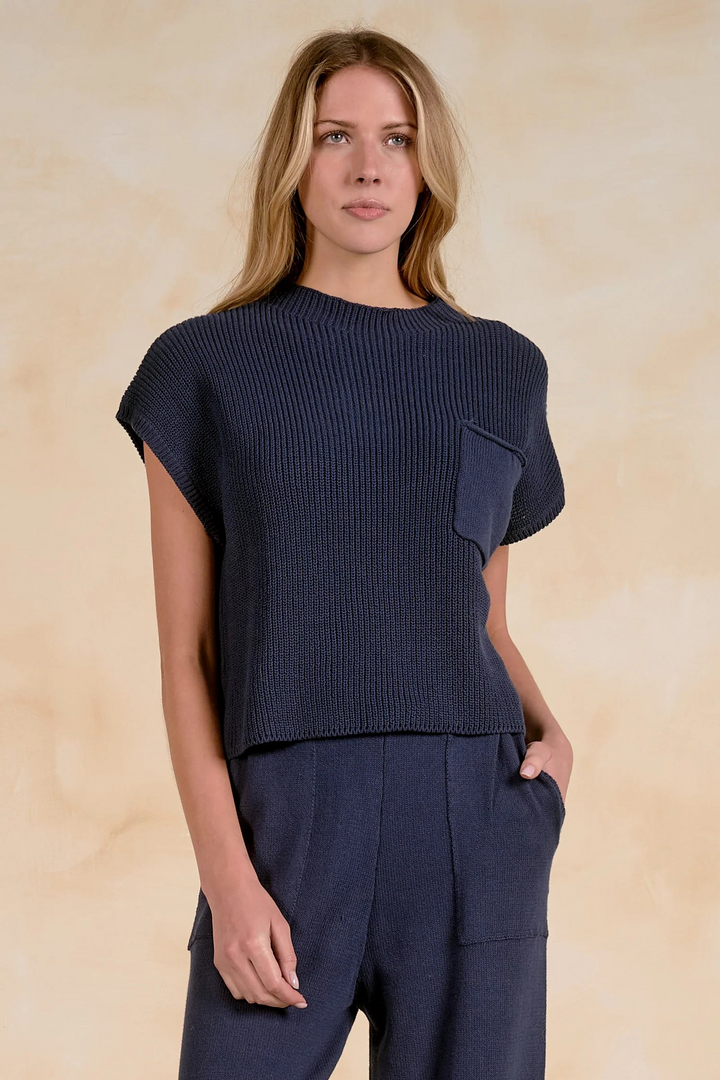 Willow Navy Short Sleeve Crew
