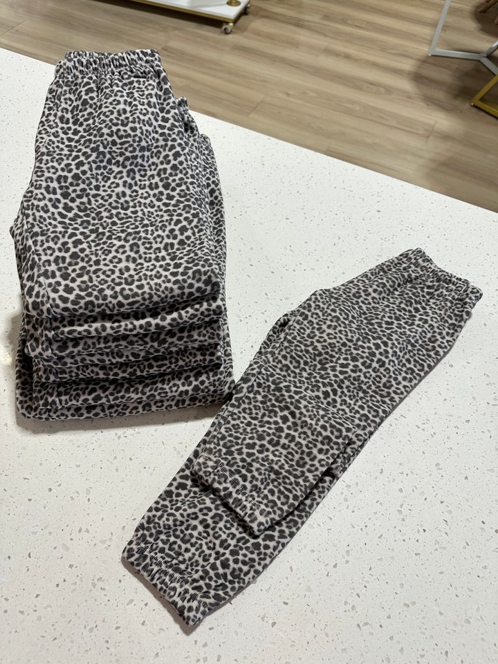 All Over Leopard Pant