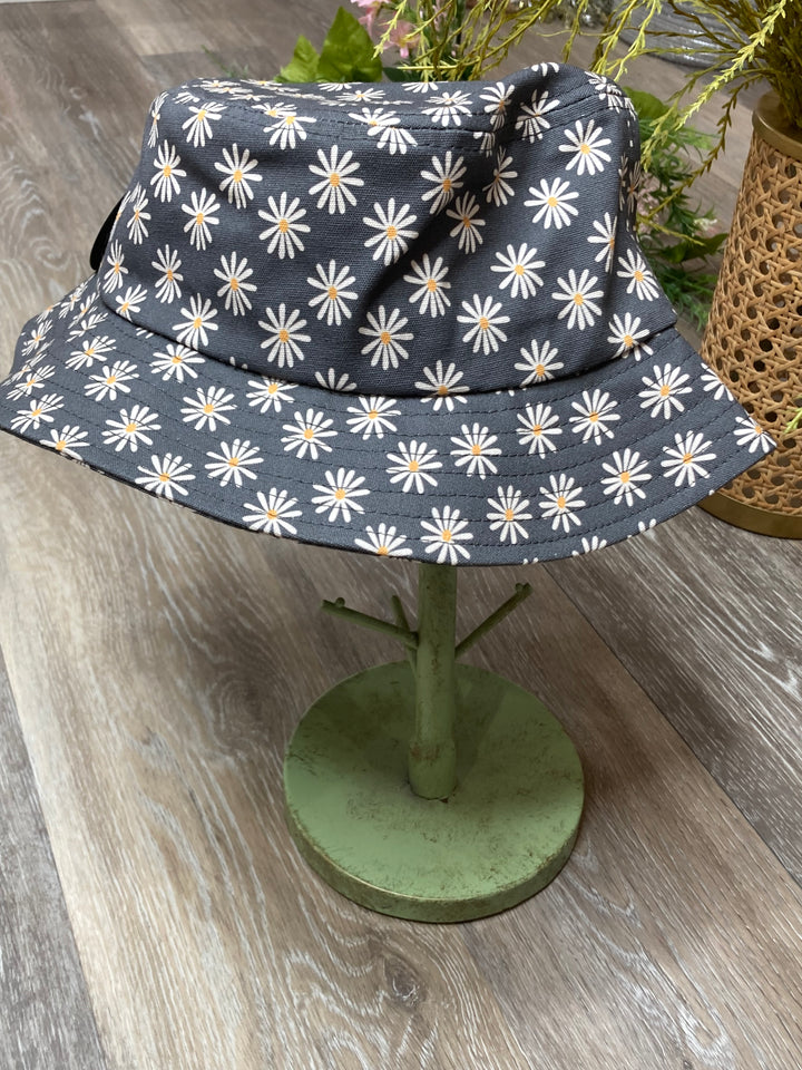 Lazy Daisy Bucket Hat