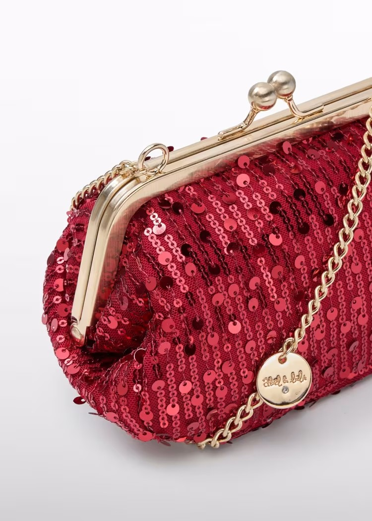 Red clutch purse shop