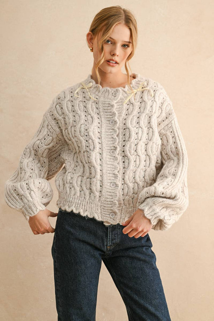 SCALOPE EDGE CABLE KNIT CARDIGAN in ECRU