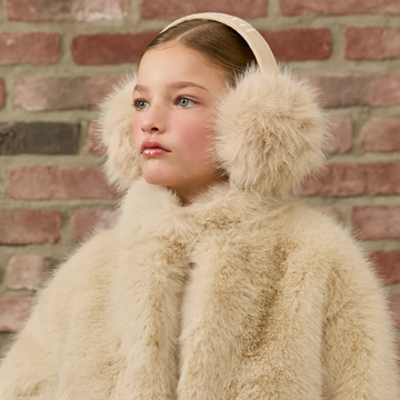 Parfum de Fit Faux Fur Earmuffs in Crème Oat