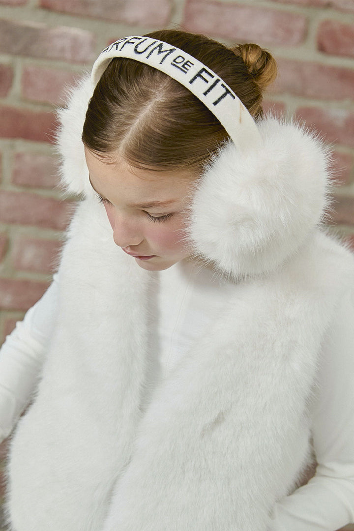 Parfum de Fit Faux Fur Earmuffs in Frosted White, close-up
