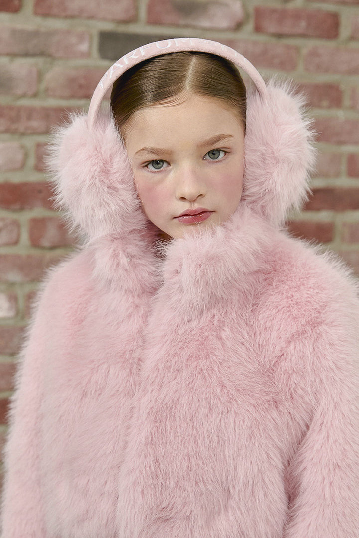 Parfum de Fit Faux Fur Earmuffs in Petal Dust, close-up