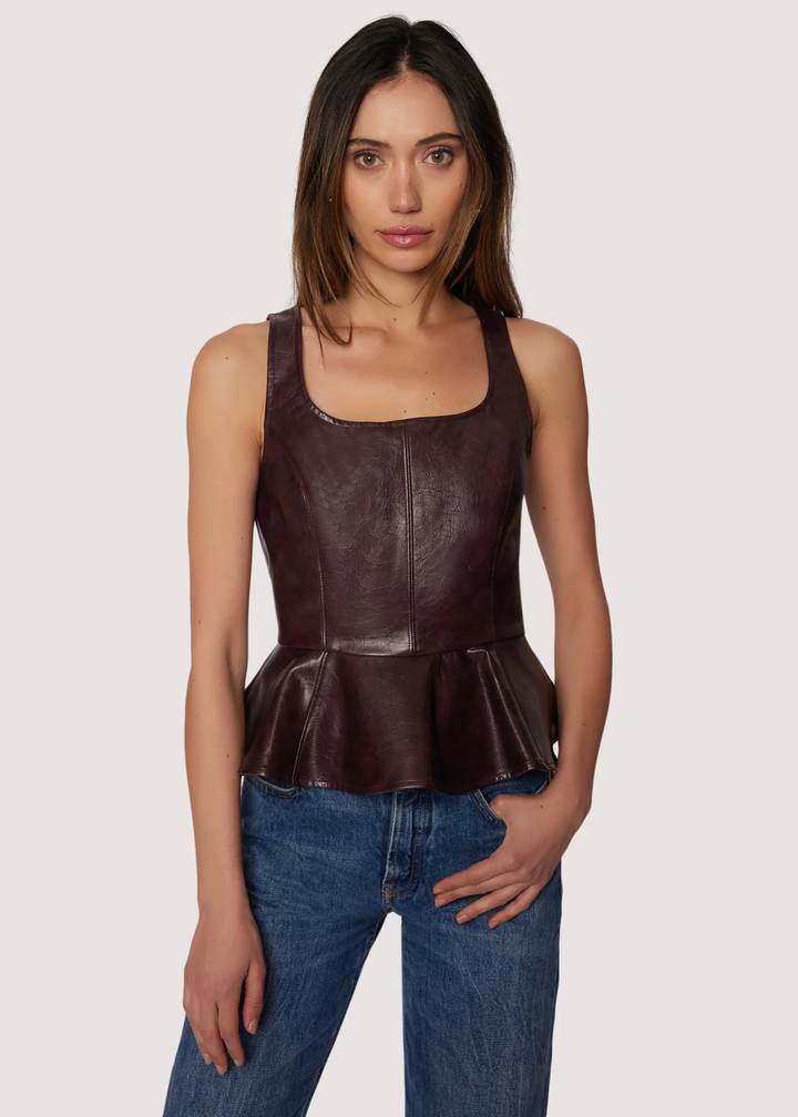 Valor of Venus Top in Merlot