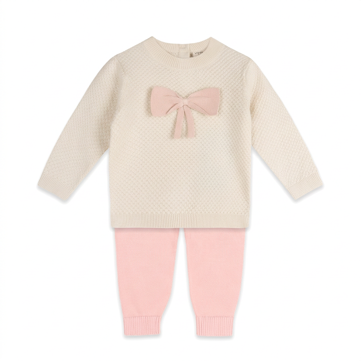 Sweater and pink leggings outfit