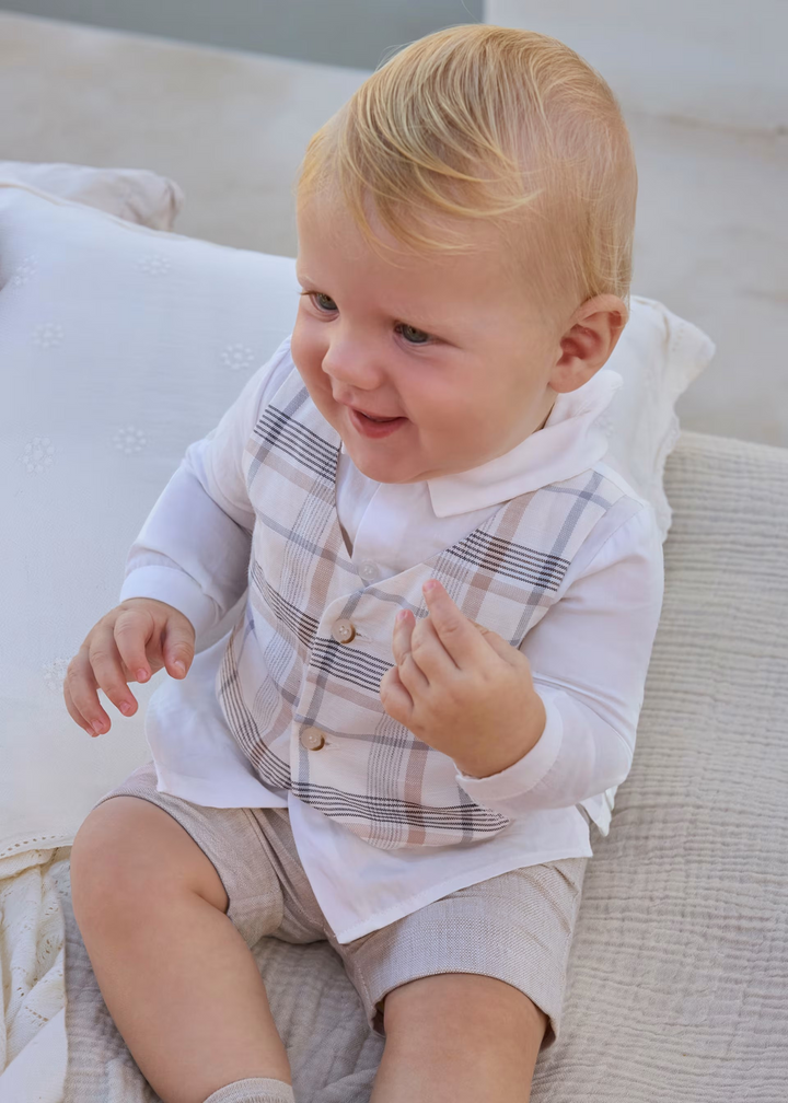 Boys Plaid Short Set in Tan 1.269